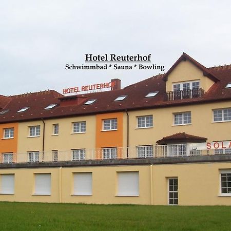 Hotel Reuterhof Reuterstadt Stavenhagen ภายนอก รูปภาพ
